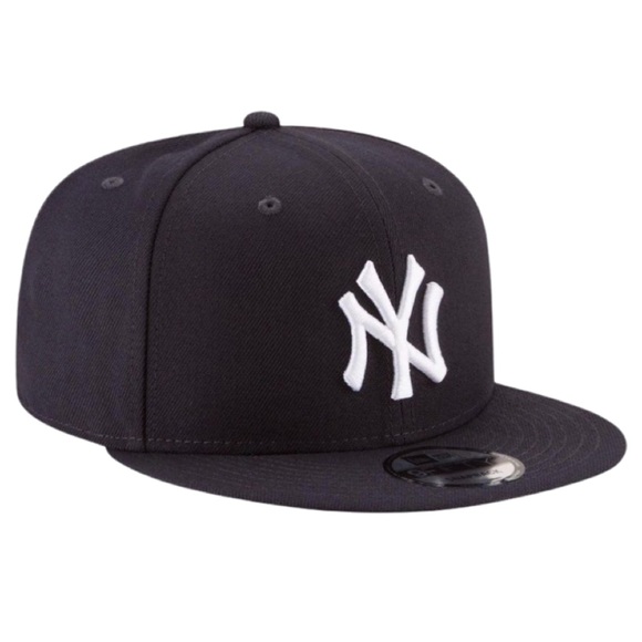 NEW ERA • New York Yankees FlexFit SnapBack Cap Hat - Picture 3 of 5